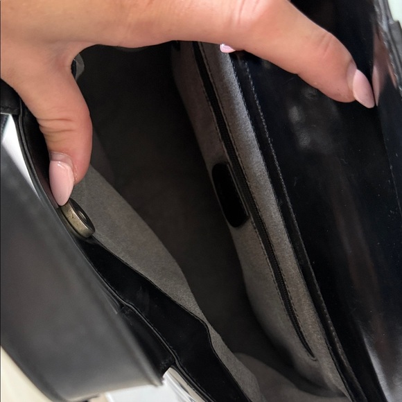 Gucci Interlocking G Top Handle Bag - Picture 5 of 10